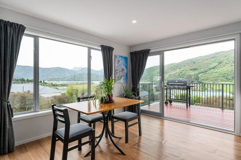 Photo of property in 9 Mclean Drive, Havelock, 7100