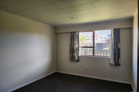 Photo of property in 39 James Cook Street, Havelock North, 4130