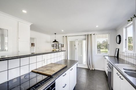 Photo of property in 49 Williams Street, Marewa, Napier, 4110