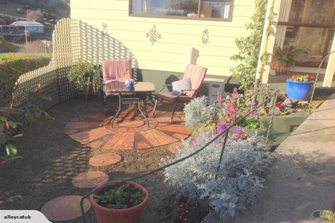 Photo of property in 42 Jessop Street, South Hill, Oamaru, 9400