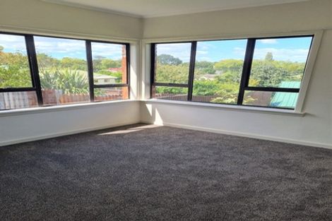 Photo of property in 17 Willerton Avenue, New Lynn, Auckland, 0600