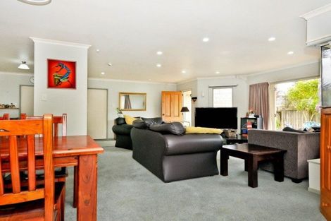 Photo of property in 33c Lake Crescent, Hamilton Lake, Hamilton, 3204