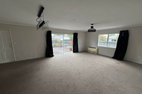 Photo of property in 14a Sussex Street, Levin, 5510