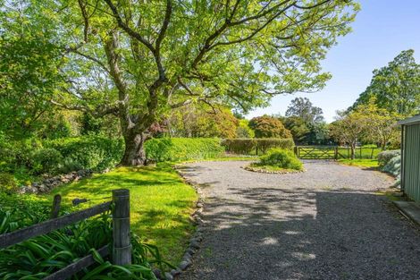 Photo of property in 60 Richmond Road, Carterton, 5713