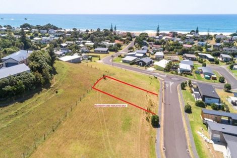 Photo of property in 6 Ross Place, Whiritoa, Whangamata, 3691
