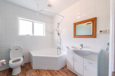 Photo of property in 9 Kyeburn Place, Avonhead, Christchurch, 8042