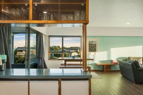 Photo of property in 43 Hanlen Avenue, Waihi Beach, 3611