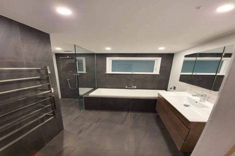 Photo of property in 12 Alston Avenue, Kelston, Auckland, 0602