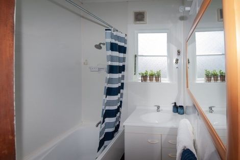 Photo of property in 10 Kipling Street, Johnsonville, Wellington, 6037