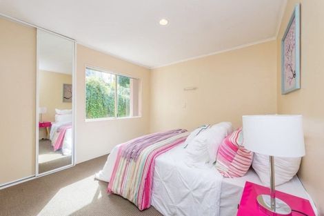 Photo of property in 2/78 Carlisle Road, Browns Bay, Auckland, 0632