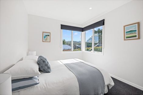 Photo of property in 32 Awanui Crescent, Matakana, 0985