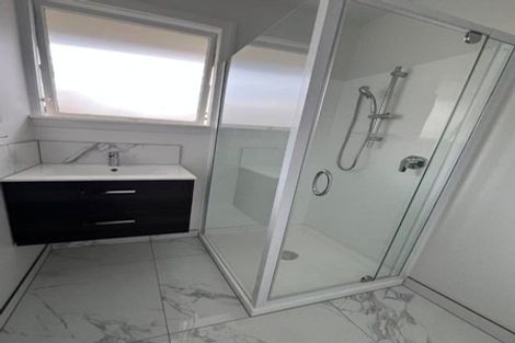Photo of property in 1/400 Memorial Avenue, Burnside, Christchurch, 8053