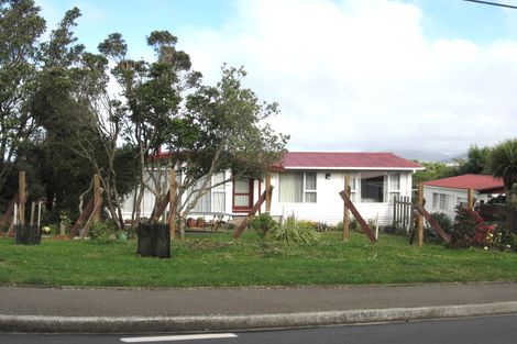 Photo of property in 80 Chesterton Street, Johnsonville, Wellington, 6037