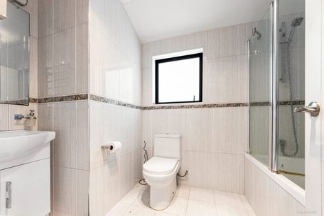 Photo of property in 93 Waitaki Street, Henderson, Auckland, 0612