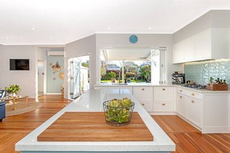 Photo of property in 116 Whitaker Street, Whataupoko, Gisborne, 4010