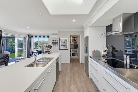 Photo of property in 25 Parklea Avenue, Halswell, Christchurch, 8025