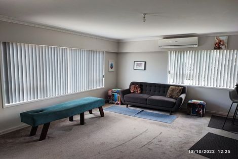 Photo of property in 1/11 Beaumonts Way, Manurewa, Auckland, 2102