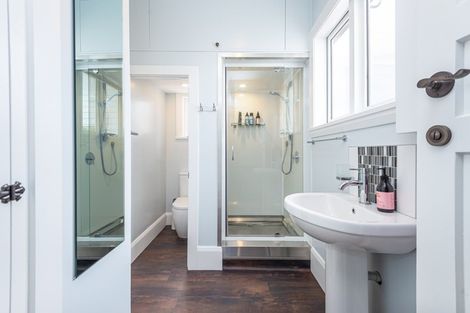 Photo of property in 47 Bryndwr Road, Fendalton, Christchurch, 8052