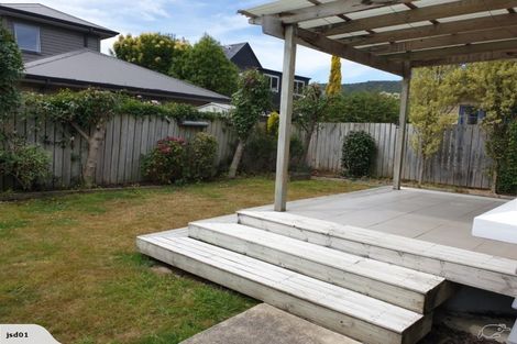 Photo of property in 15 Saint Ronans Avenue, Waterloo, Lower Hutt, 5011