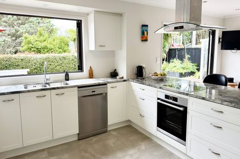 Photo of property in 16 Onetaunga Road, Chatswood, Auckland, 0626