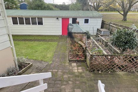 Photo of property in 4 Eliot Place, Leamington, Cambridge, 3432