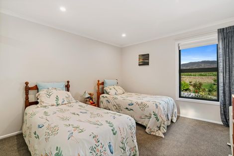 Photo of property in 67 Paterson Road, Nevis, Cromwell, 9384