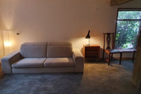 Photo of property in 34 Cannon Hill Crescent, Mount Pleasant, Christchurch, 8081