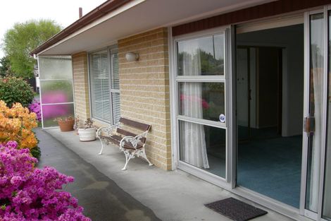 Photo of property in 1/77 Memorial Avenue, Ilam, Christchurch, 8053