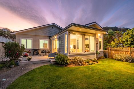 Photo of property in 86 Standen Street, Karori, Wellington, 6012