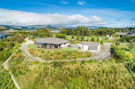 Photo of property in 71 Polson Hill Drive, Aokautere, Palmerston North, 4471