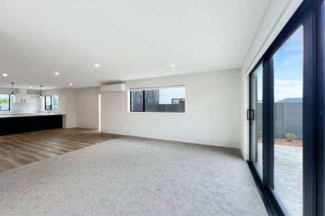 Photo of property in 39 Pipi Place, Levin, 5510