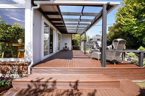 Photo of property in 240 Lake Terrace Road, Shirley, Christchurch, 8061