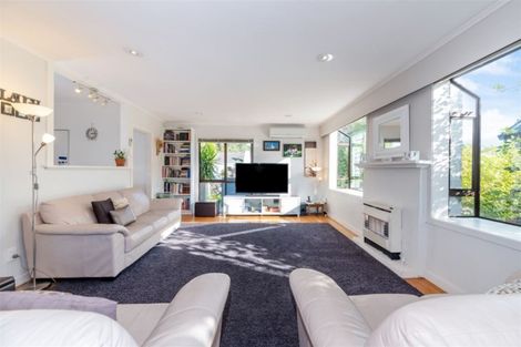 Photo of property in 48 Evans Road, Glen Eden, Auckland, 0602