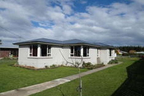 Photo of property in 2070 Winton Lorneville Highway, Makarewa, Invercargill, 9876