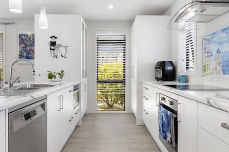 Photo of property in 32 Huka Heights Drive, Rangatira Park, Taupo, 3330