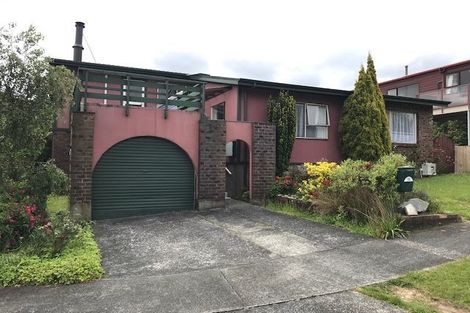 Photo of property in 15 Chestnut Grove, Maungaraki, Lower Hutt, 5010