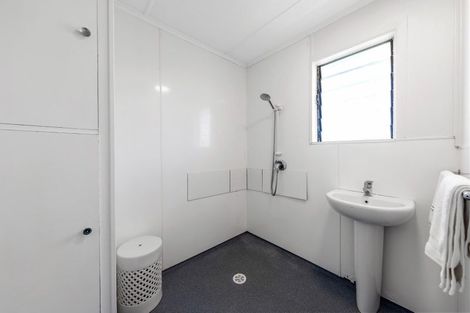 Photo of property in 40 Rosier Road, Glen Eden, Auckland, 0602