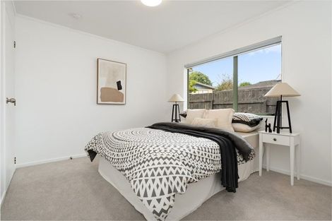 Photo of property in 17b Corinna Street, Welcome Bay, Tauranga, 3112