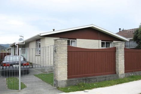 Photo of property in 2/15 Enfield Street, Wainuiomata, Lower Hutt, 5014