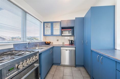 Photo of property in 3 Wilson Grove, Normandale, Lower Hutt, 5010