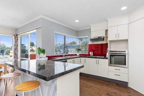 Photo of property in 2 Warrington Street, Matua, Tauranga, 3110