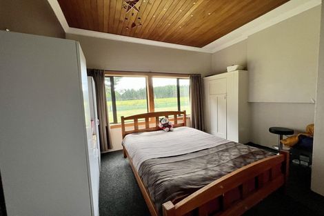 Photo of property in 231 Lillburn Monowai Road, Dean, Tuatapere, 9691