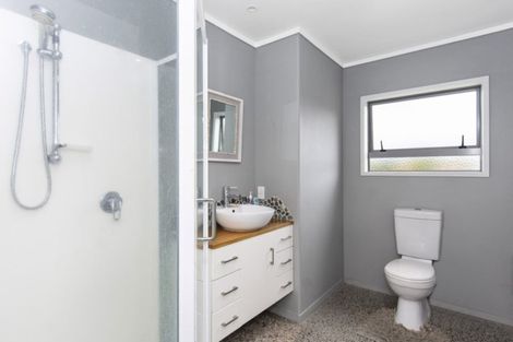 Photo of property in 8a Cameron Road, Te Puke, 3119