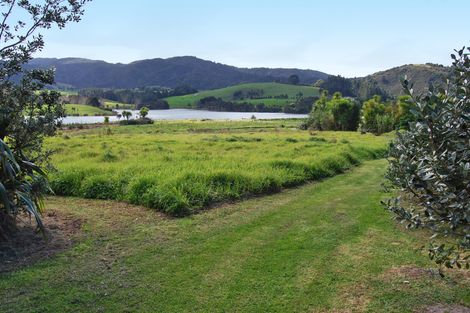 Photo of property in 8 Kapowai Lane, Kaiwaka, 0573