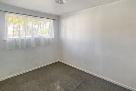 Photo of property in 1/76 Portage Road, New Lynn, Auckland, 0600