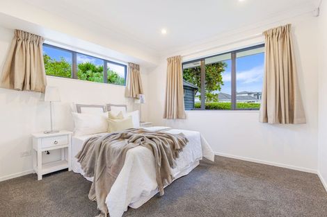 Photo of property in 26 Moor Avenue, Te Atatu Peninsula, Auckland, 0610