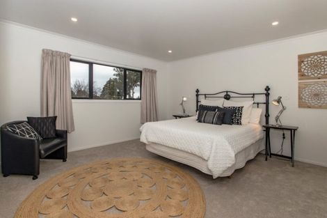 Photo of property in 39b Hetley Crescent, Taradale, Napier, 4112