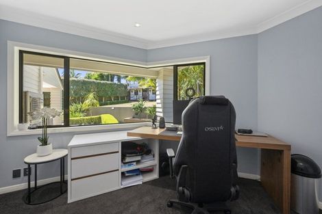 Photo of property in 12a Wainoni Heights, Greenhithe, Auckland, 0632