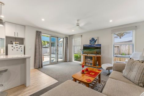 Photo of property in 1 Westhill Lane, Papamoa Beach, Papamoa, 3118