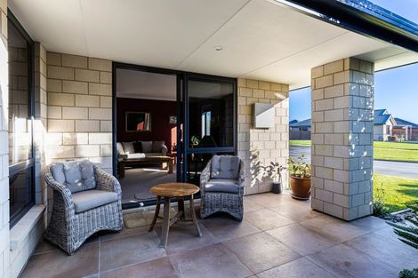 Photo of property in 26 Ara Drive, Redwoodtown, Blenheim, 7201